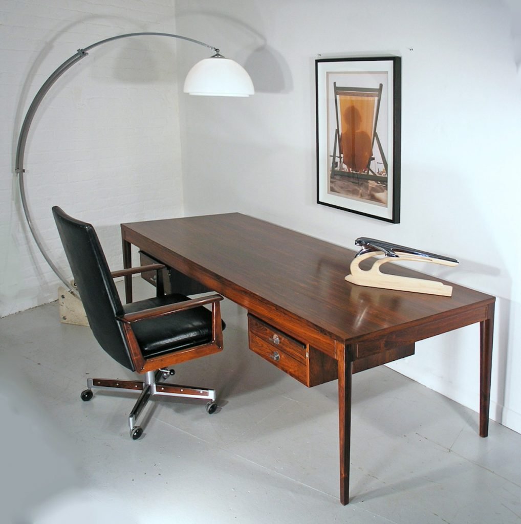 Finn Juhl Diplomat desk