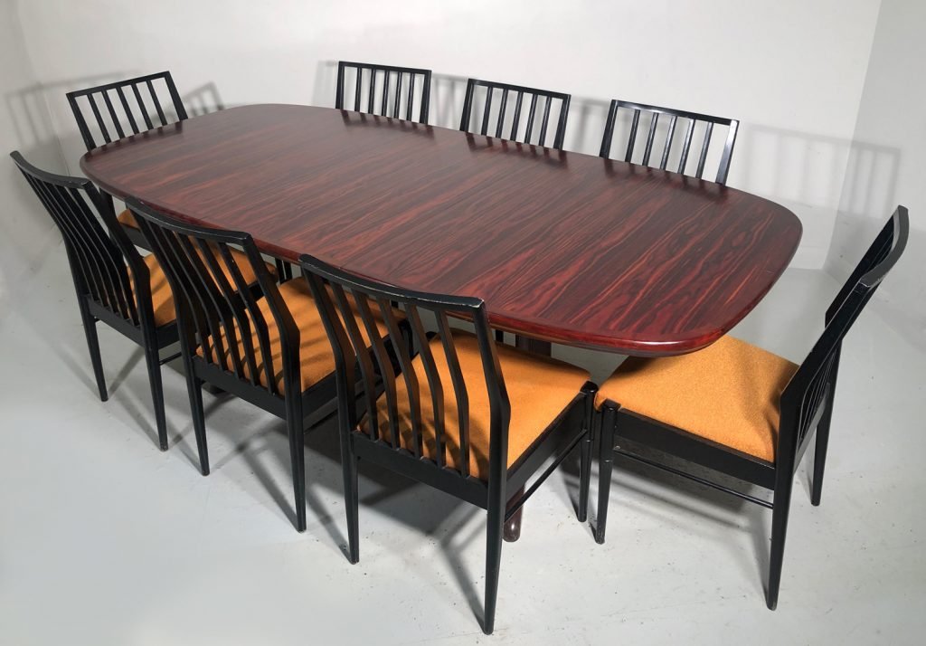 Extending Danish rosewood table