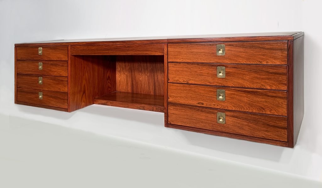 Robert Heritage desk