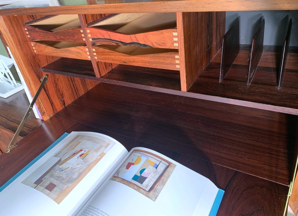 Cado wall system rosewood